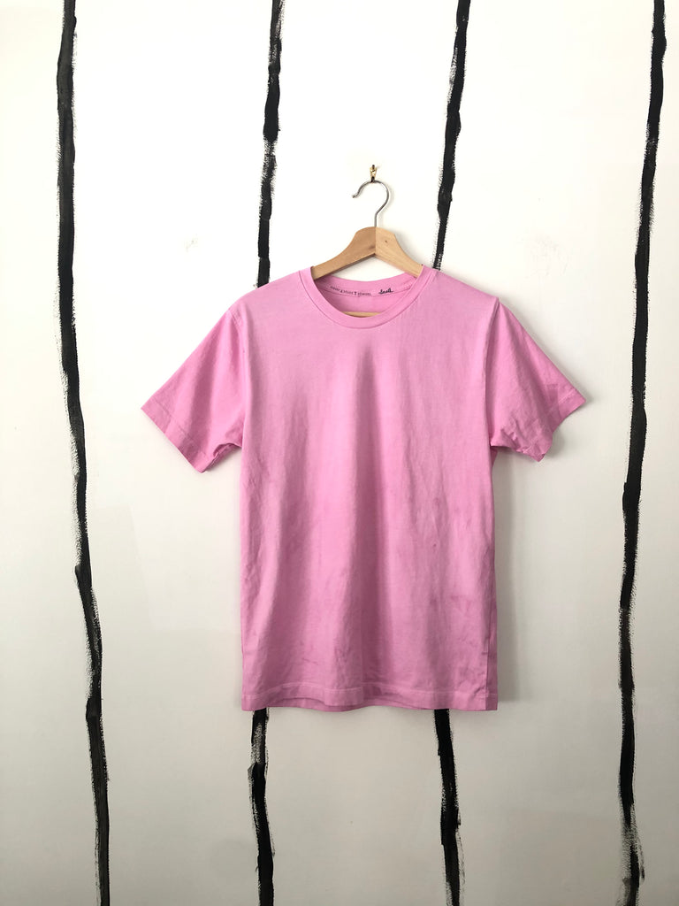 organic basics T-shirt in dragonfruit