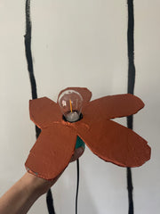 Bronze Small Simple Flower Aronomink Lamp