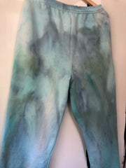 tie dye fabric sweatpants dying with flowers and natural materials